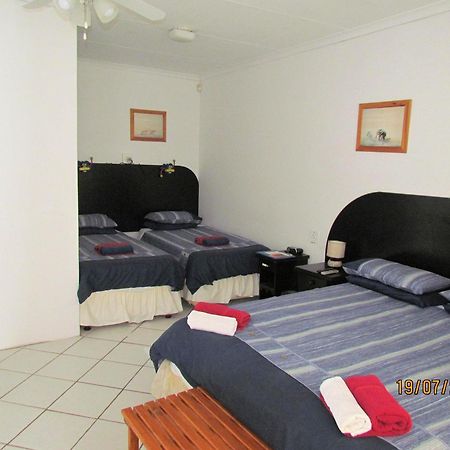 Blue Horizon Bay Guest House Van Stadensriviermond Exterior photo