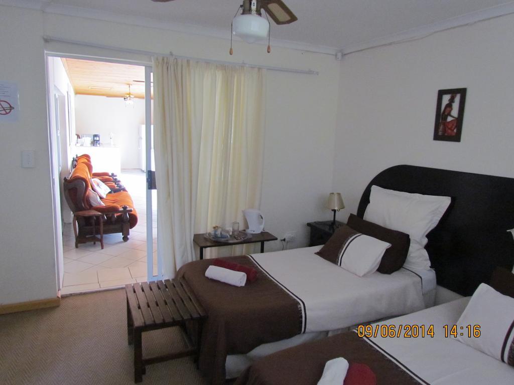 Blue Horizon Bay Guest House Van Stadensriviermond Room photo