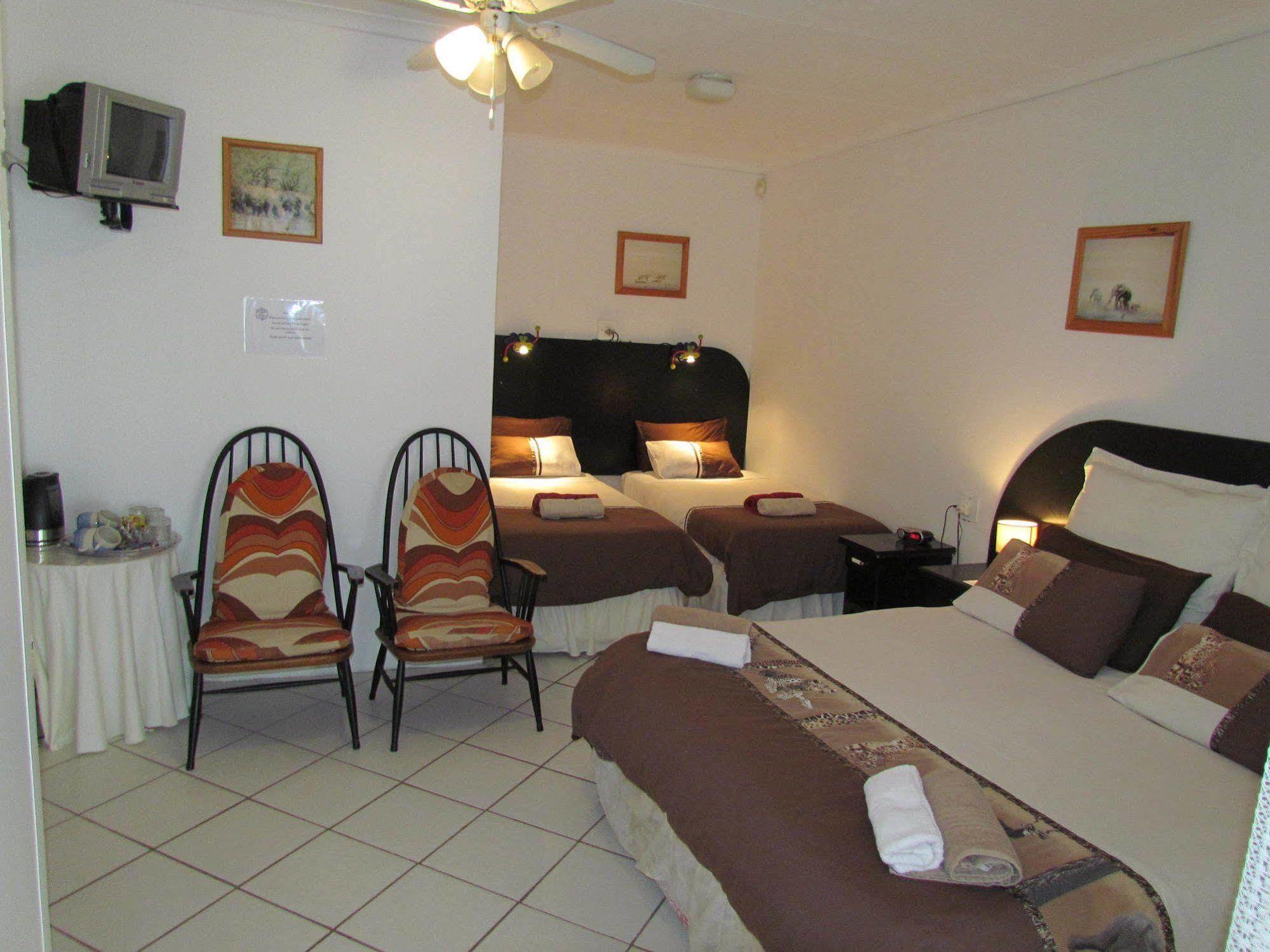 Blue Horizon Bay Guest House Van Stadensriviermond Exterior photo